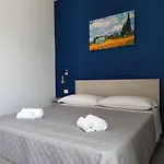 Bed & Breakfast Cromia - Art 3*