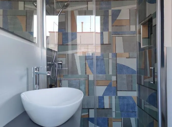 Cromia - Art Alojamento de Acomodação e Pequeno-almoço 3*