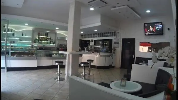 Cromia - Art Alojamento de Acomodação e Pequeno-almoço 3*